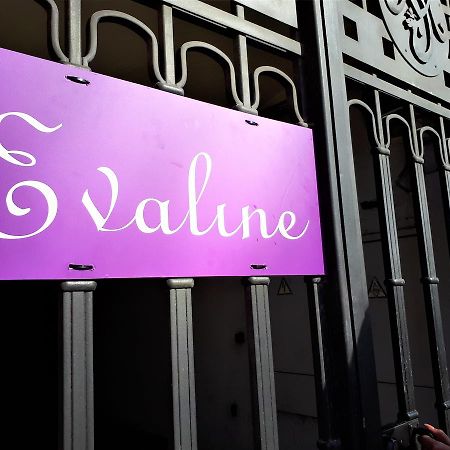 Hotel Evaline Рига Екстериор снимка