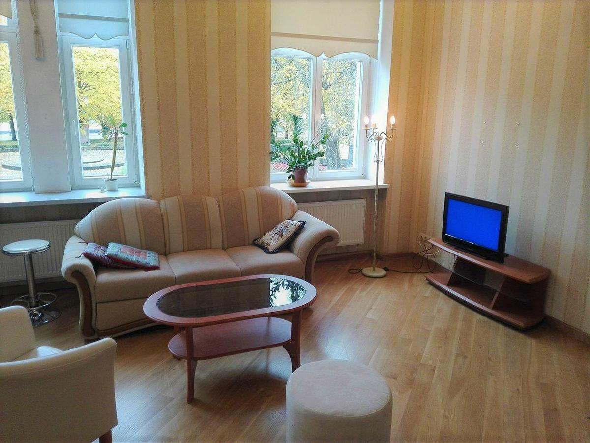 Hotel Evaline Рига Екстериор снимка